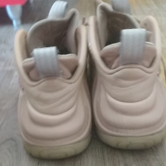 Foam shoes - Picture 2 of 4